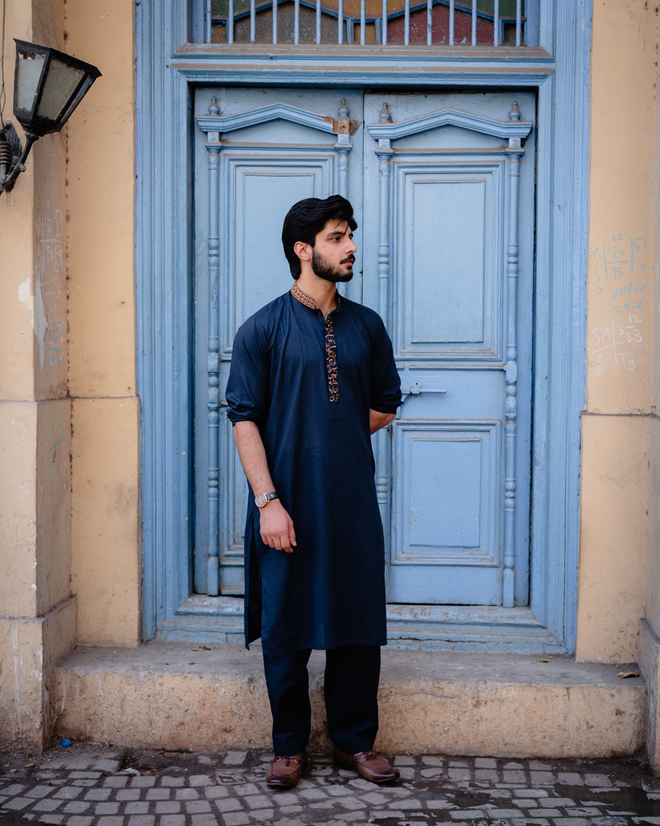 Suraagh-e-Zindagi Cotton plain suit - for men